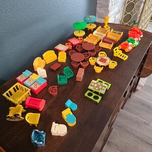 Vtg Fisher Price Little People House Accessories Furniture Lot Table Bed Chair